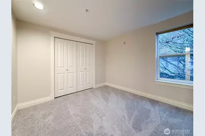 2334 Thorndyke Ave W #202, Seattle, WA 98199 - Photo 28