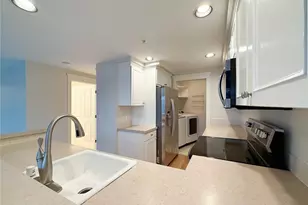 2334 Thorndyke Ave W, Seattle, WA 98199 - Photo 16