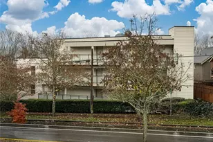 2334 Thorndyke Ave W, Seattle, WA 98199 - Photo 2