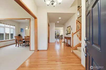 6006 NE 2nd Court, Renton, WA 98059 - Photo 2