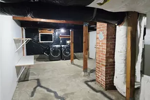 1811 E 3rd St, Port Angeles, WA 98362 - Photo 32