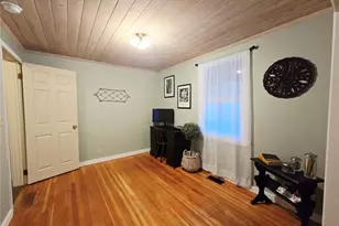 1811 E 3rd St, Port Angeles, WA 98362 - Photo 12