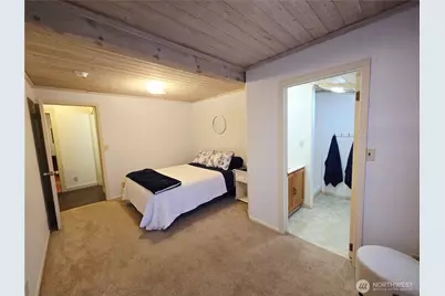 1811 E 3rd Street, Port Angeles, WA 98362 - Photo 16