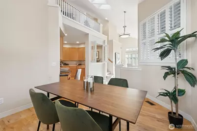 120 Newport Way NW #16, Issaquah, WA 98027 - Photo 8