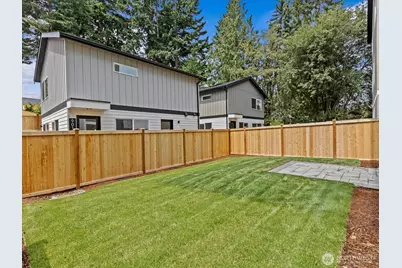 9017 Dibble Avenue NW, Seattle, WA 98117 - Photo 30