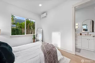 10811 24th Ave NE, Seattle, WA 98125 - Photo 20