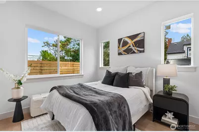 10811 24th Avenue NE, Seattle, WA 98125 - Photo 22