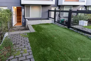 9030 18th Ave SW, Seattle, WA 98106 - Photo 2