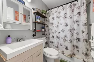 615 1st Ave S, Kent, WA 98032 - Photo 8