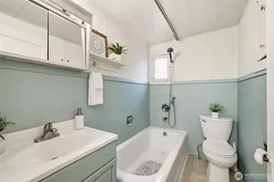 1109 S 14th St, Tacoma, WA 98405 - Photo 14