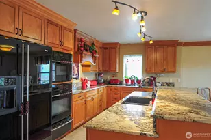 1055 N Jackson Ave, East Wenatchee, WA 98802 - Photo 8