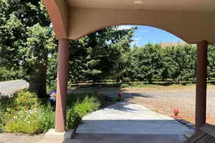 1055 N Jackson Ave, East Wenatchee, WA 98802 - Photo 28