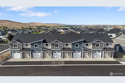 370 Ivy Street NE #E23, Ephrata, WA 98823 - Photo 1