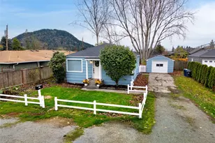 1412 E Berniece St, Mount Vernon, WA 98274 - Photo 2