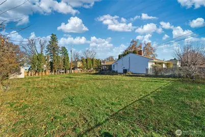 310 W 5th Street, Waitsburg, WA 99361 - Photo 32