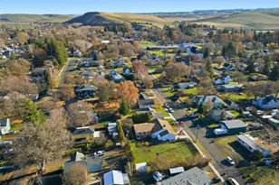 310 W 5th St, Waitsburg, WA 99361 - Photo 40