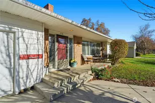 310 W 5th St, Waitsburg, WA 99361 - Photo 2