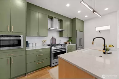 4048 32nd Avenue W, Seattle, WA 98199 - Photo 8