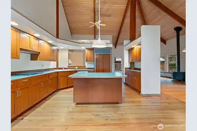 2204 41st Street, Anacortes, WA 98221 - Photo 4