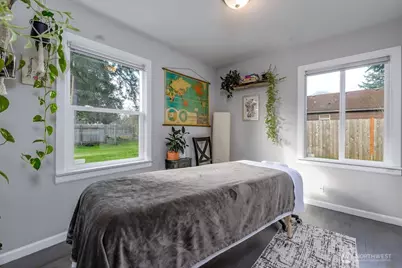 814 117th Street S, Tacoma, WA 98444 - Photo 12