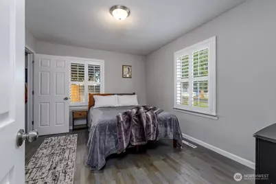 814 117th Street S, Tacoma, WA 98444 - Photo 10