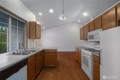 3334 Cherry Blossom Drive NE, Olympia, WA 98506 - Photo 16