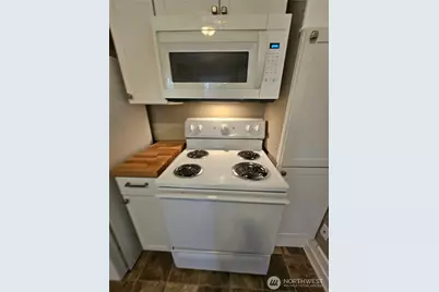 700 6 Street S, Kelso, WA 98626 - Photo 6