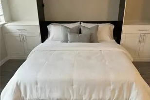 1125 E Olive St, Seattle, WA 98122 - Photo 12