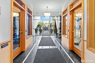 1125 E Olive St, Seattle, WA 98122 - Photo 20