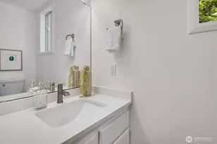 10215 NE 129th Ln, Kirkland, WA 98034 - Photo 22