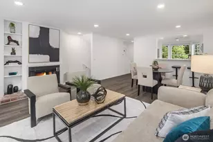 10215 NE 129th Ln, Kirkland, WA 98034 - Photo 14