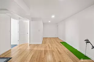 304 S 213th St, Des Moines, WA 98198 - Photo 32