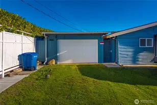 304 S 213th St, Des Moines, WA 98198 - Photo 36