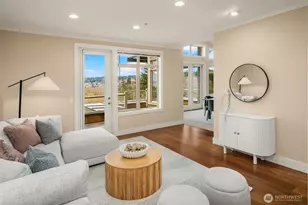 71 Pine St, Edmonds, WA 98020 - Photo 8