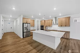 14421 204th Ave Ct E, Bonney Lake, WA 98391 - Photo 2