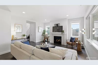 19031 123rd Place SE, Renton, WA 98058 - Photo 4