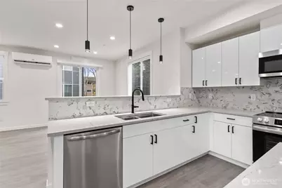 1926 S Washington Street #B206, Tacoma, WA 98405 - Photo 12