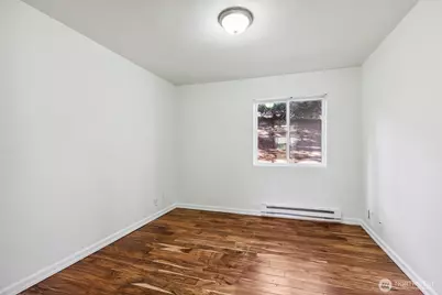 10410 NE 32nd Place #D103, Bellevue, WA 98004 - Photo 12