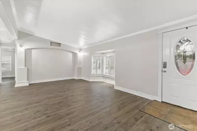 7701 Hardeson Road #16, Everett, WA 98203 - Photo 6