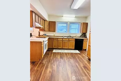 304 Emerson Avenue, Hoquiam, WA 98550 - Photo 12