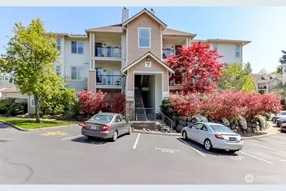 15026 40th Avenue W #7-203, Lynnwood, WA 98087 - Photo 1