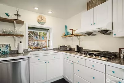 24410 Vashon Highway SW, Vashon, WA 98070 - Photo 12