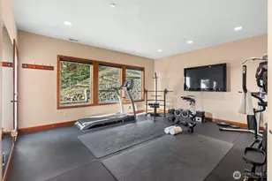 20619 NE 16th St, Sammamish, WA 98074 - Photo 26