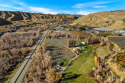 3765 Iroquois Lane, Wenatchee, WA 98801 - Photo 10