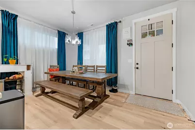 8770 69th Place NE, Marysville, WA 98270 - Photo 10