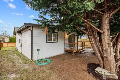 1521 N 3rd Street, Renton, WA 98057 - Photo 14