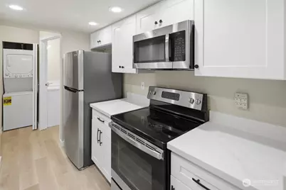 10506 NE 32nd Place #G203, Bellevue, WA 98004 - Photo 10