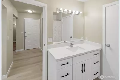 10506 NE 32nd Place #G203, Bellevue, WA 98004 - Photo 14