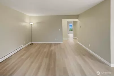 10506 NE 32nd Place #G203, Bellevue, WA 98004 - Photo 6