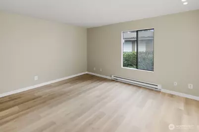 10506 NE 32nd Place #G203, Bellevue, WA 98004 - Photo 18